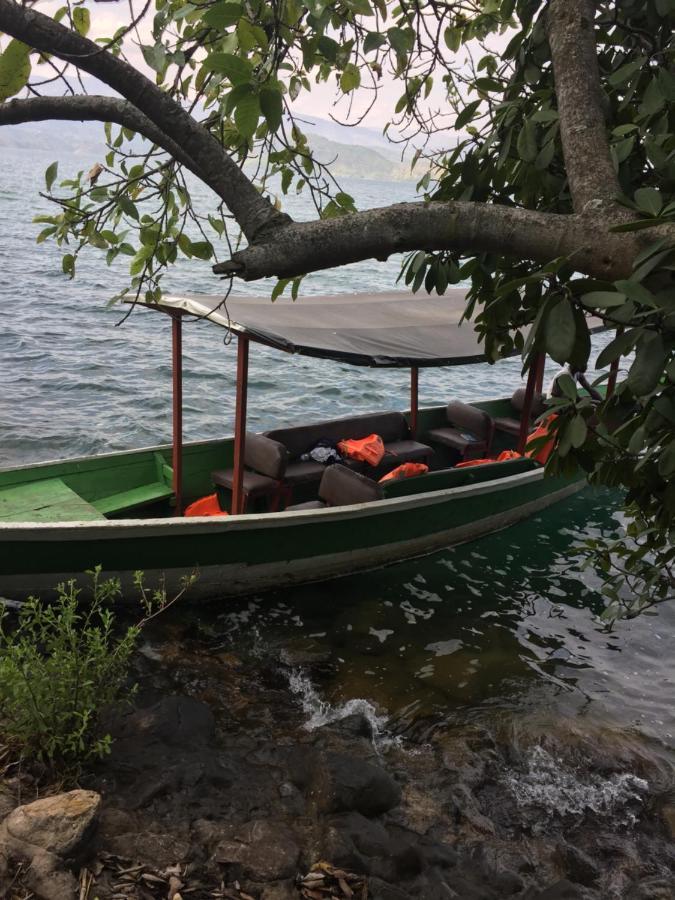 Inn On The Lake Kibuye エクステリア 写真